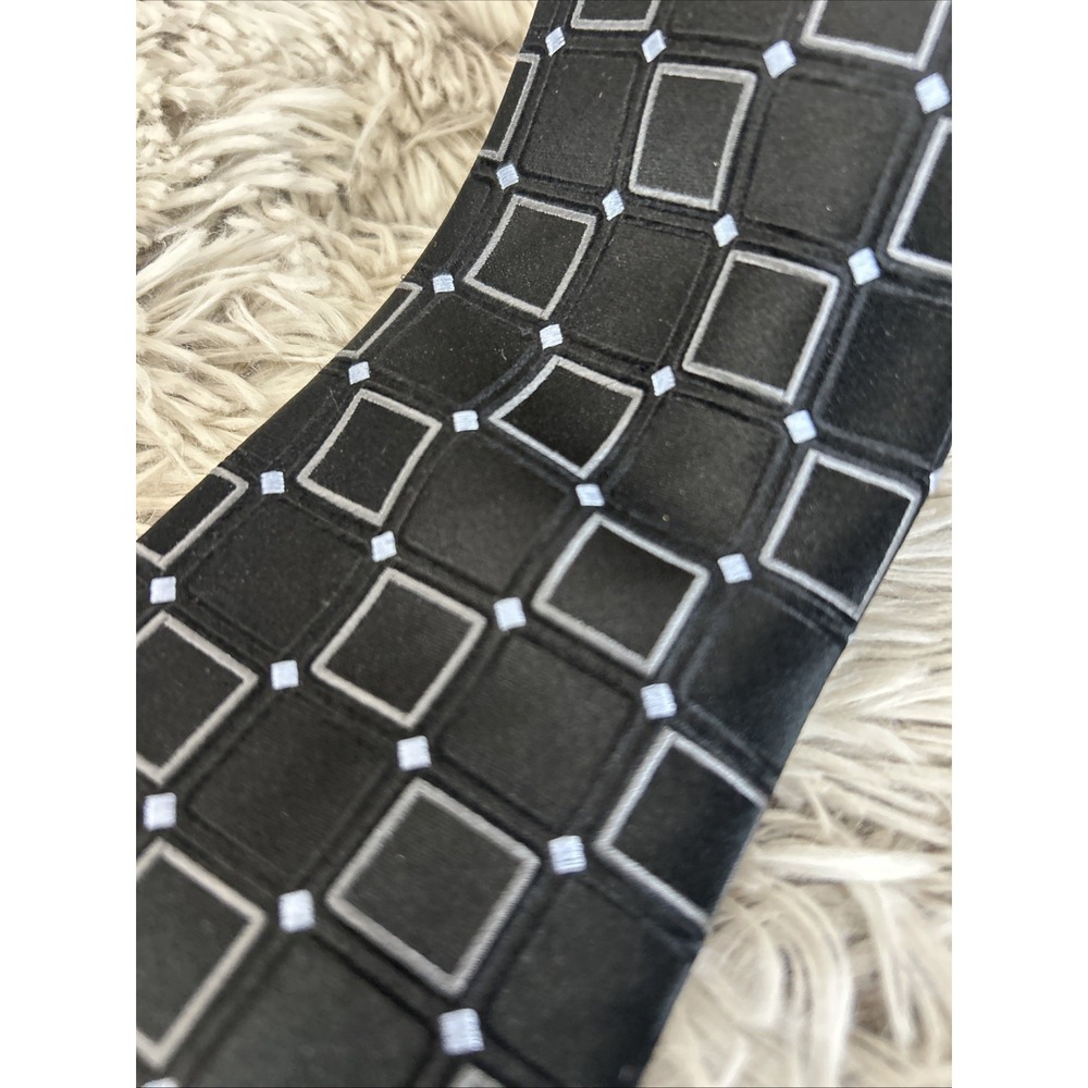 Donald J Trump Silk Tie Signature Collection Geometric Gold Bar‎ Black Blue